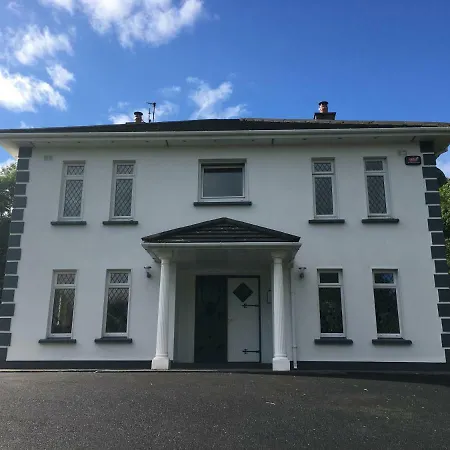 Laurel Holiday home *